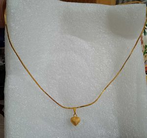 Anti tarnish Gold Heart Pendant chain