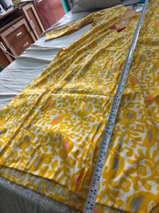 (With Tag)Yellow Block Print Kurta &amp; Pant