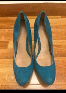 ALDO Stunning Teal Suede Heels