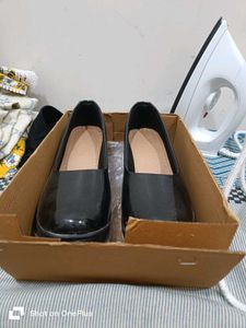 Black Ballet Flats40