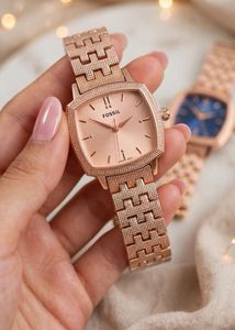 Elegant Fossil Watch - Two-Tone Design