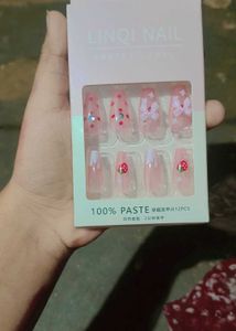 press on nails