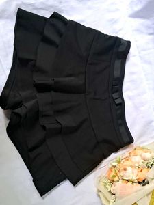 Black mini skort
