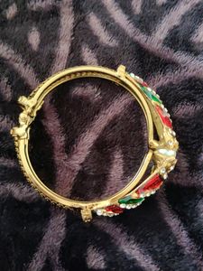 Ethnic Golden Kada