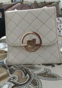 Chic Quilted White Crossbody Bag
