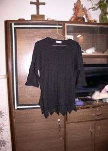 Black Ribbed Knit Tunic Top with Lace Hem
