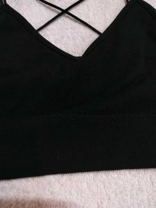 Black Criss-Cross Strap Sports Bra