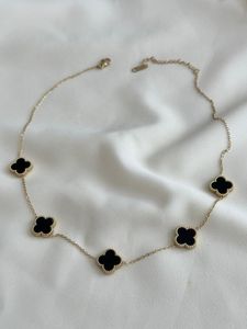 Vancleef Clover Pendant Necklace😍🖤