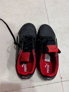 Puma Black & Red Sports Shoes Ferrari