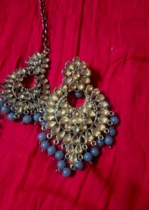Stunning Kundan Maang Tikka &amp; Earrings Set