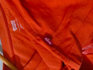 Levi's Orange Cropped T-Shirt