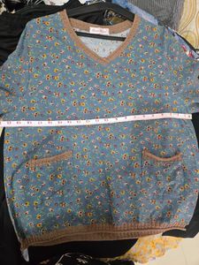 Blue Floral Long Sleeve V-Neck Top