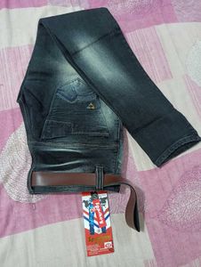Stylish Dark Wash Jeans