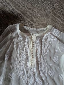 Elegant White Chikankari Kurta