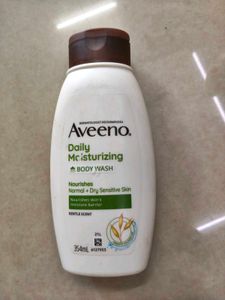 Aveeno Daily Moisturizing Body Wash
