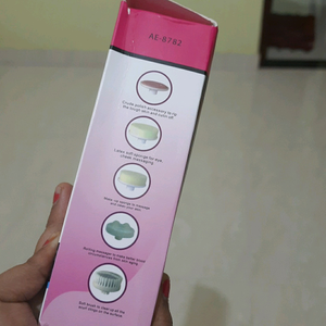 Face massager
