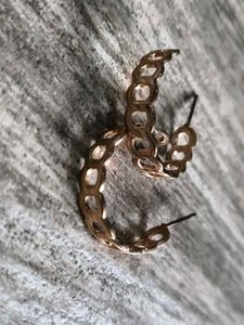 Elegant Textured Hoop Earrings