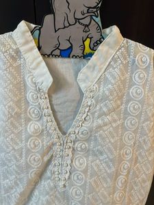 Elegant White Embroidered Kurta