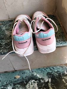 Pink &amp; White Fashion Sneakers