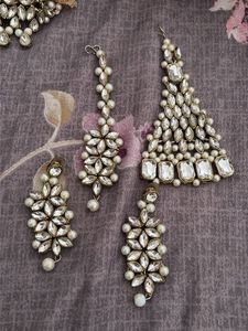 Exquisite Pearl &amp; Kundan Jewellery Set