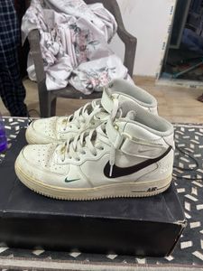 Nike Air Force 1 Mid White Sneakers