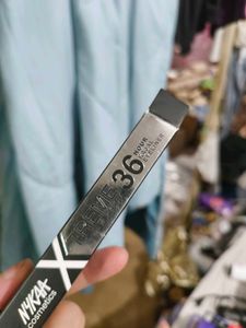 Nykaa Cosmetics Treme 36 Hour Impact Kajal Eyeline