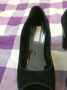 Slightly Used High Heels 👠