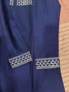 Elegant Navy Blue Kurta with White Embroidery