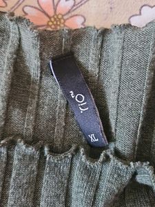 Ribbed Lettuce Hem Top