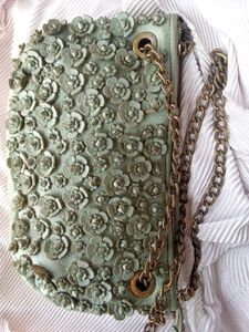 Eske PURE LEATHER Bag ₹2500