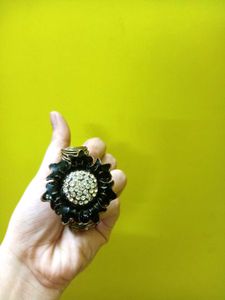 Black Flower Bracelet