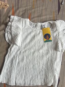 Chic Textured White Top