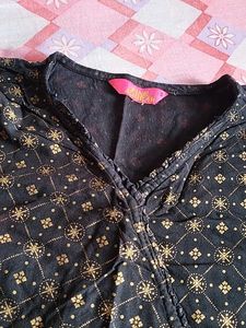 Stylish Black &amp; Gold Printed Kurta