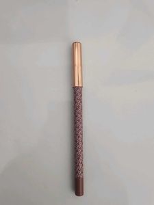 Kay Beauty Matte action lip liner shade hype