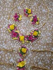 Floral Jewelry Set For Haldi Function 😍💛