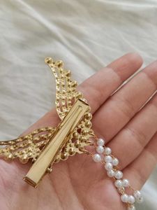 Elegant Pearl &amp; Rhinestone Butterfly Hair Clip
