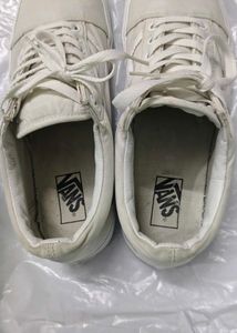 Vans Old Skool Sneakers - Classic Style