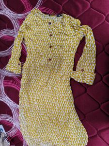Yellow Geometric Print Kurta S size