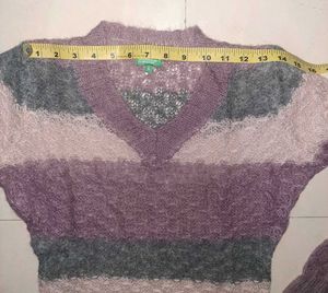 💗 BENETTON Soft Luxe Fuzzy Knit Sweater