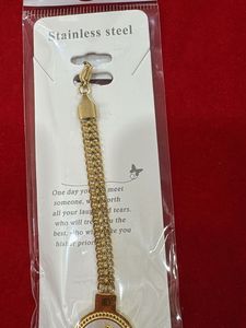Elegant Gold-Tone Chain Bracelet