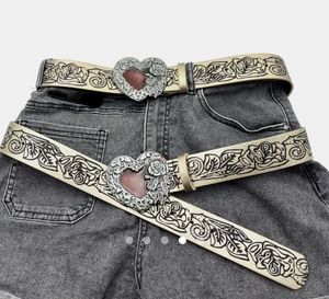 SAVANA Aesthetic Vampire Heart Belt