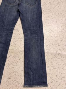 Classic Mid rise straight leg jeans