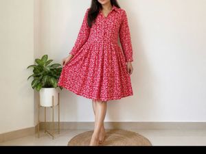 Chic Red Floral Print Shirt Dress