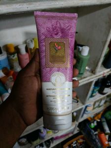 Bath & Body Works Moisturizing Bod
