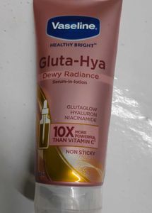 Vaseline Gluta-Hya Serum-in-lotion