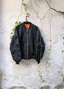 alpha industries Black Bomber jacket 🧥