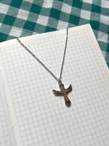 Winged Cross Pendant Necklace 💛