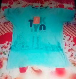 Tokyo Graphic T-Shirt