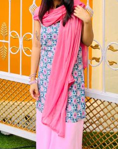 Floral Print Short kurti