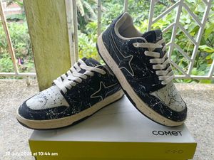 Comet decibel limited edition sneakers